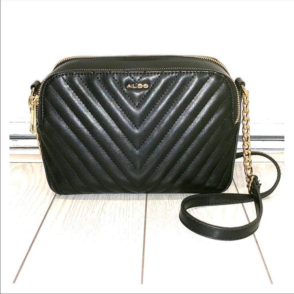 Aldo Black quilted purse
